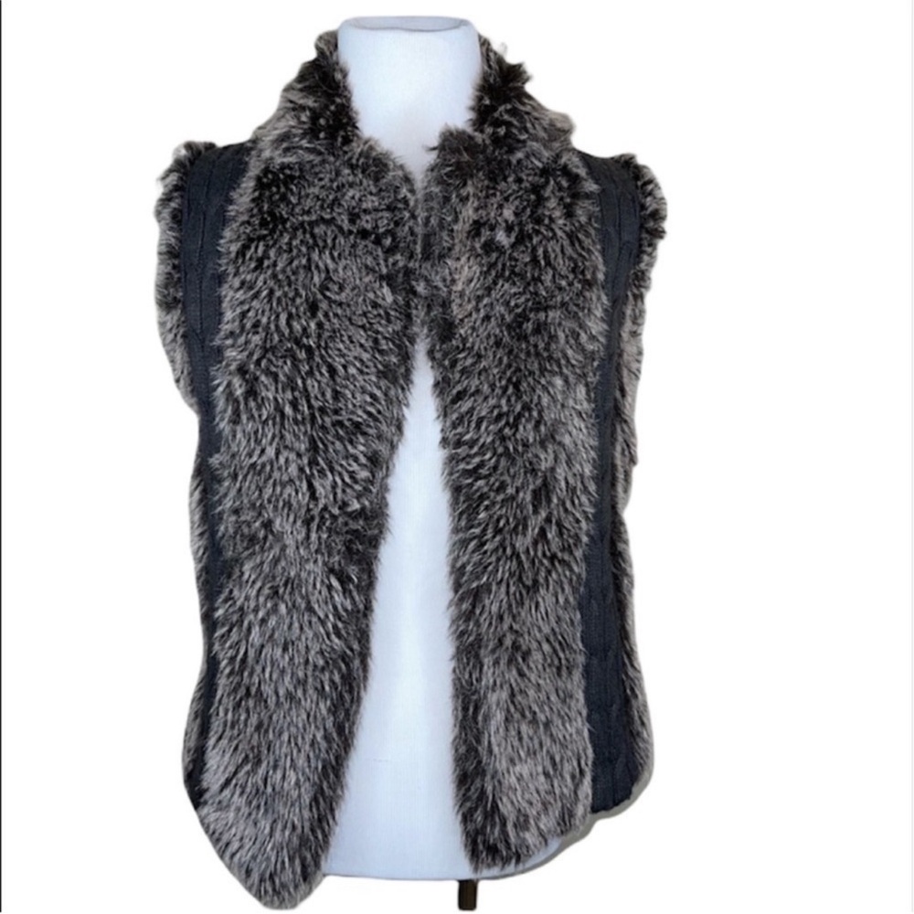 XOXO Gray Faux Fur Vest Size M